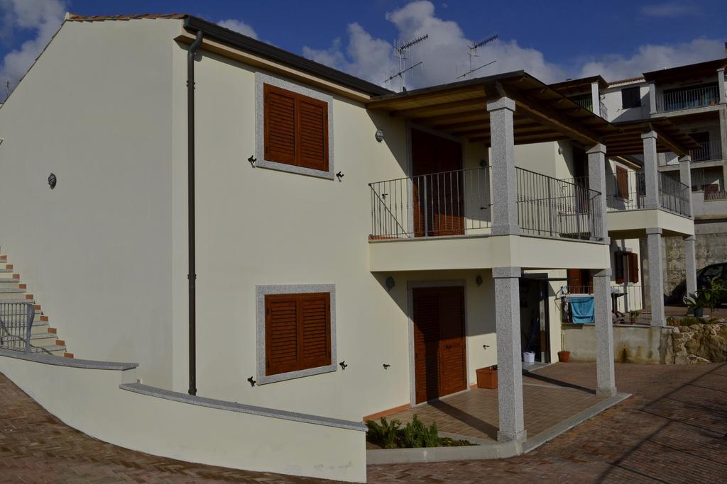 Gf Apartments Li Seddi Бадези Екстериор снимка