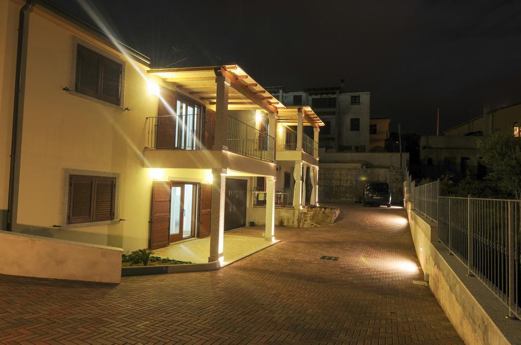 Gf Apartments Li Seddi Бадези Екстериор снимка