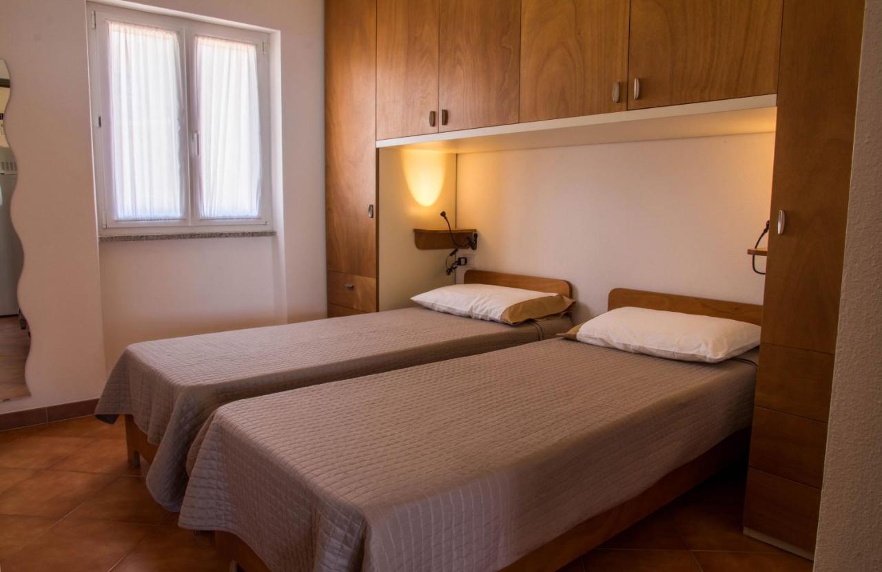 Gf Apartments Li Seddi Бадези Екстериор снимка